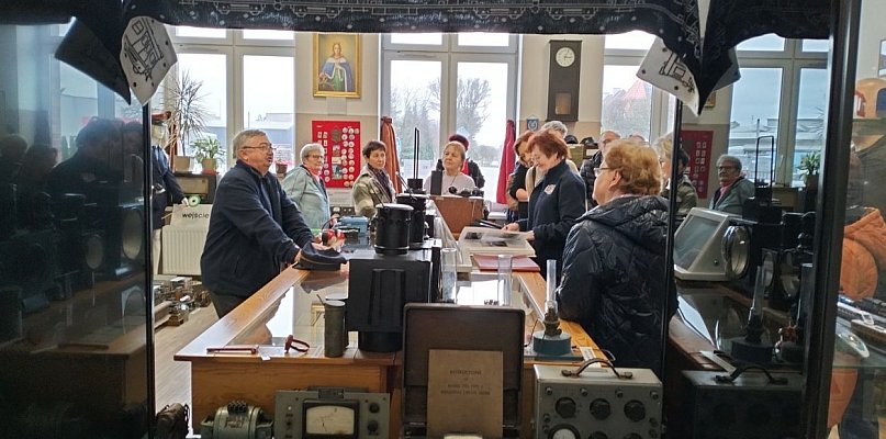 Mieszkańcy zwiedzali Salę Tradycji Kolejnictwa w Człuchowie
