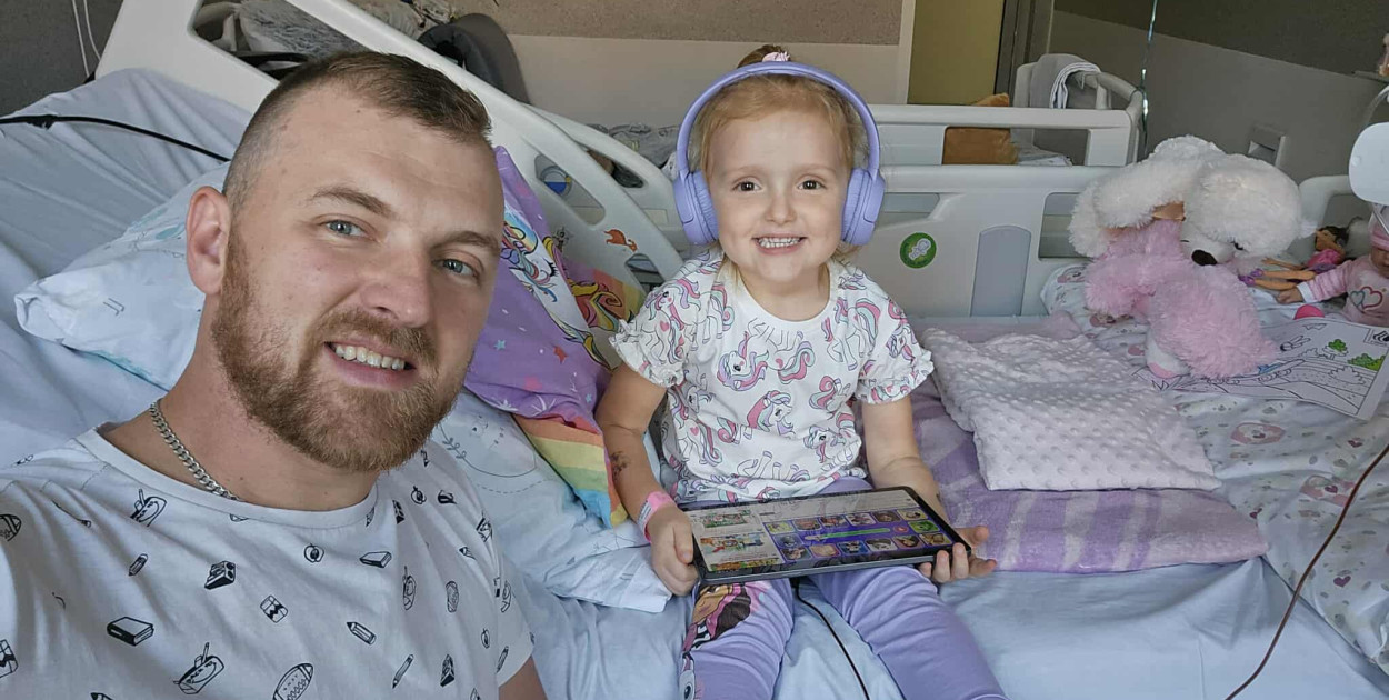 Tata Ariel Romaszewski z córką Nadią