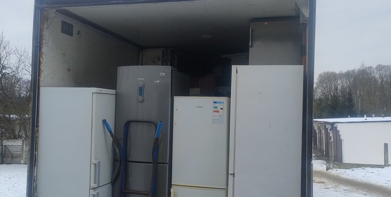 Kolejny transport elektrośmieci odebrany. Zbiórka przy OSP Czarne trwa