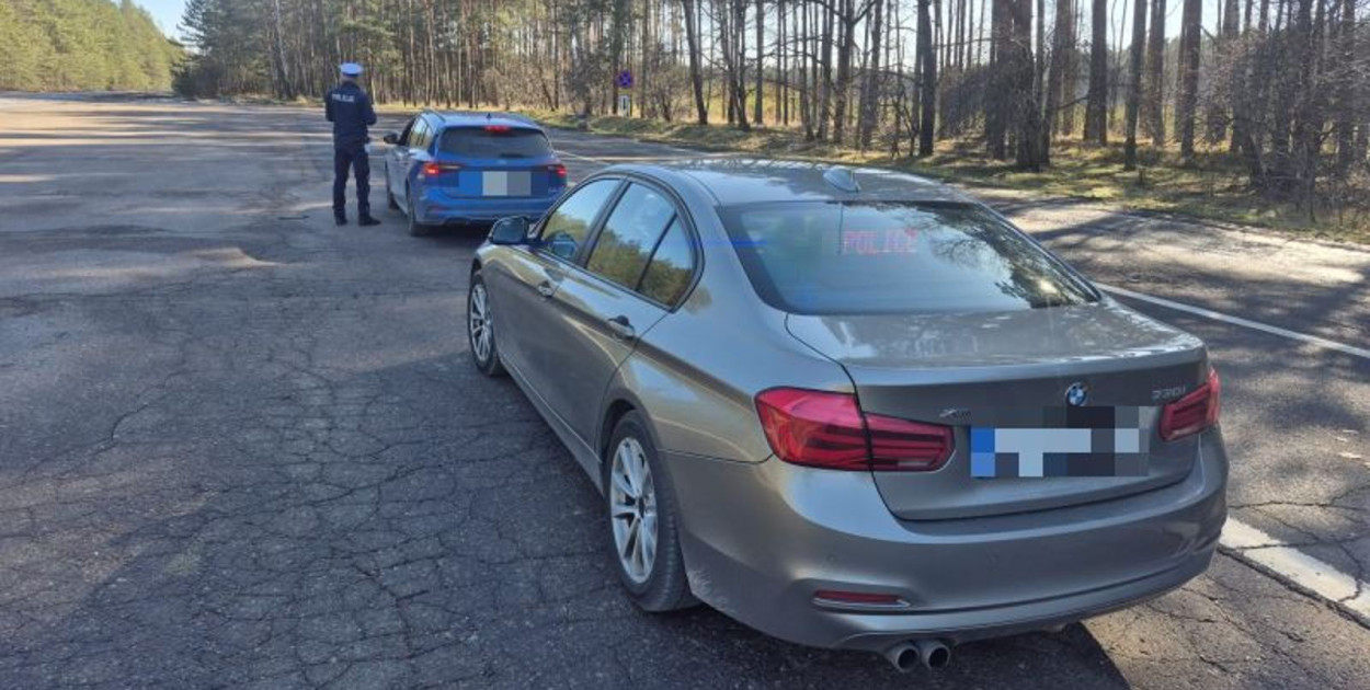 Dwóch kierowców straciło prawa jazdy za prędkość na DK25