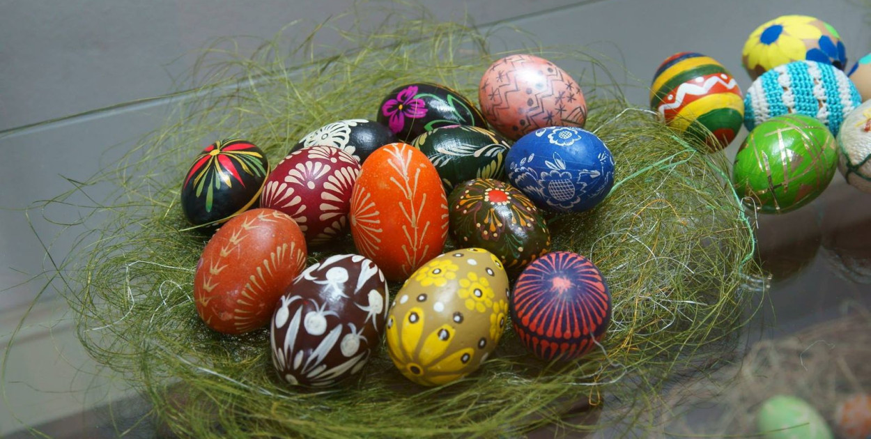 Nauka zdobienia pisanek metodą batikową. Ostatnie miejsca na warsztaty