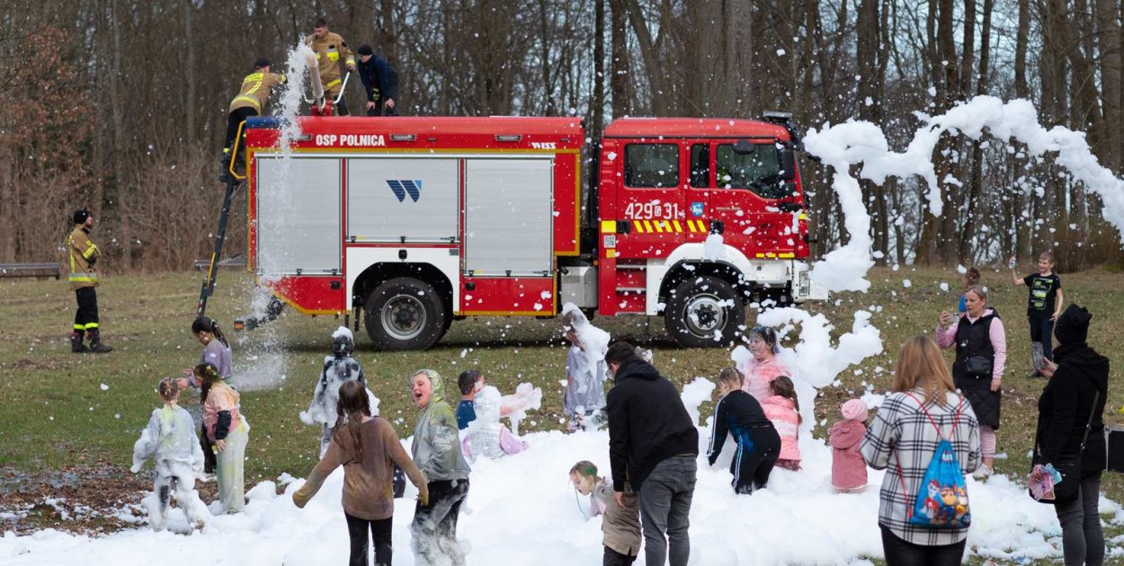 „Ale Lanie” w Lasku Luizy. Była piana, kolory i wodna zabawa
